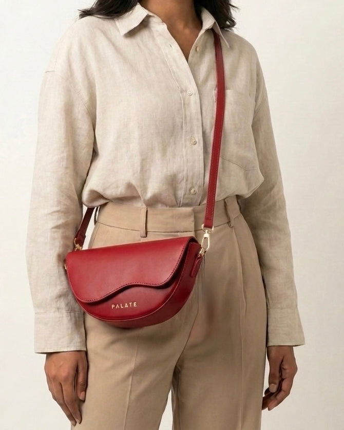 Halfmoon crossbody bag -Small