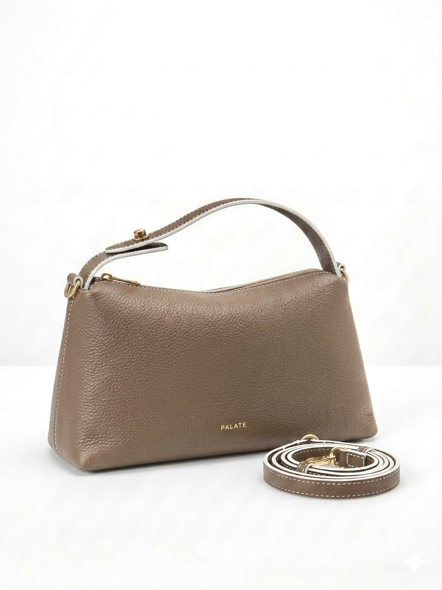 Essence Slouchy Carryall bag