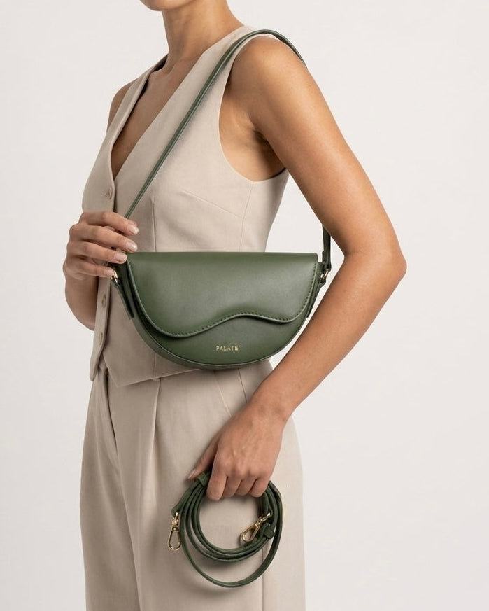 Halfmoon crossbody bag -Small