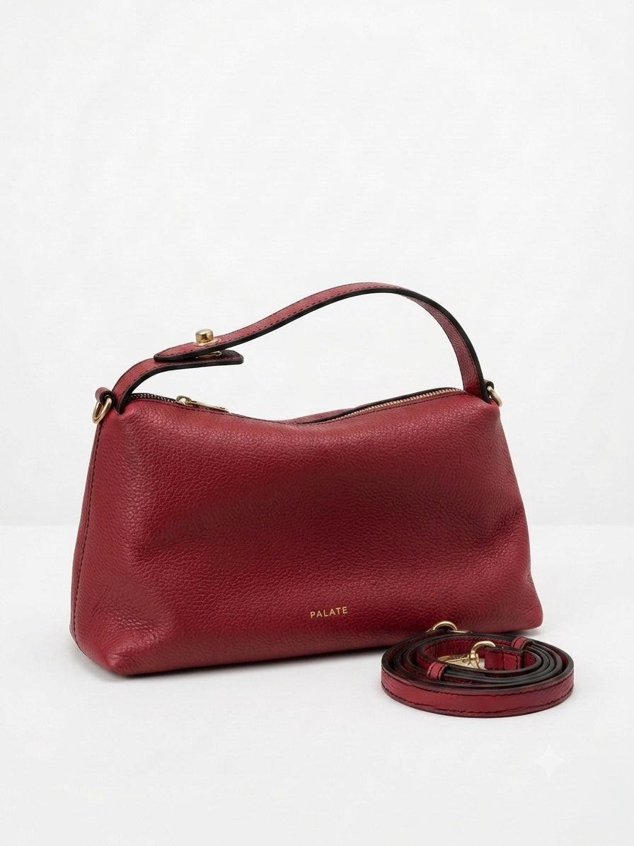 Essence Slouchy Carryall bag