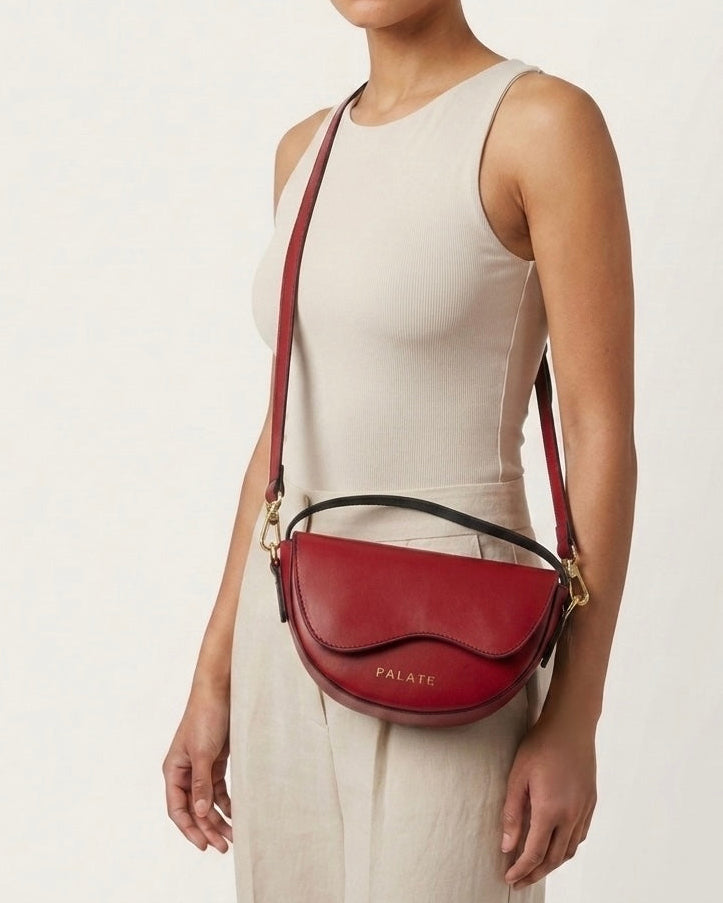 Halfmoon crossbody bag -Small