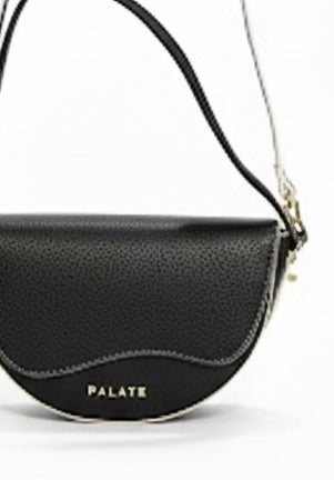 Halfmoon cross bag