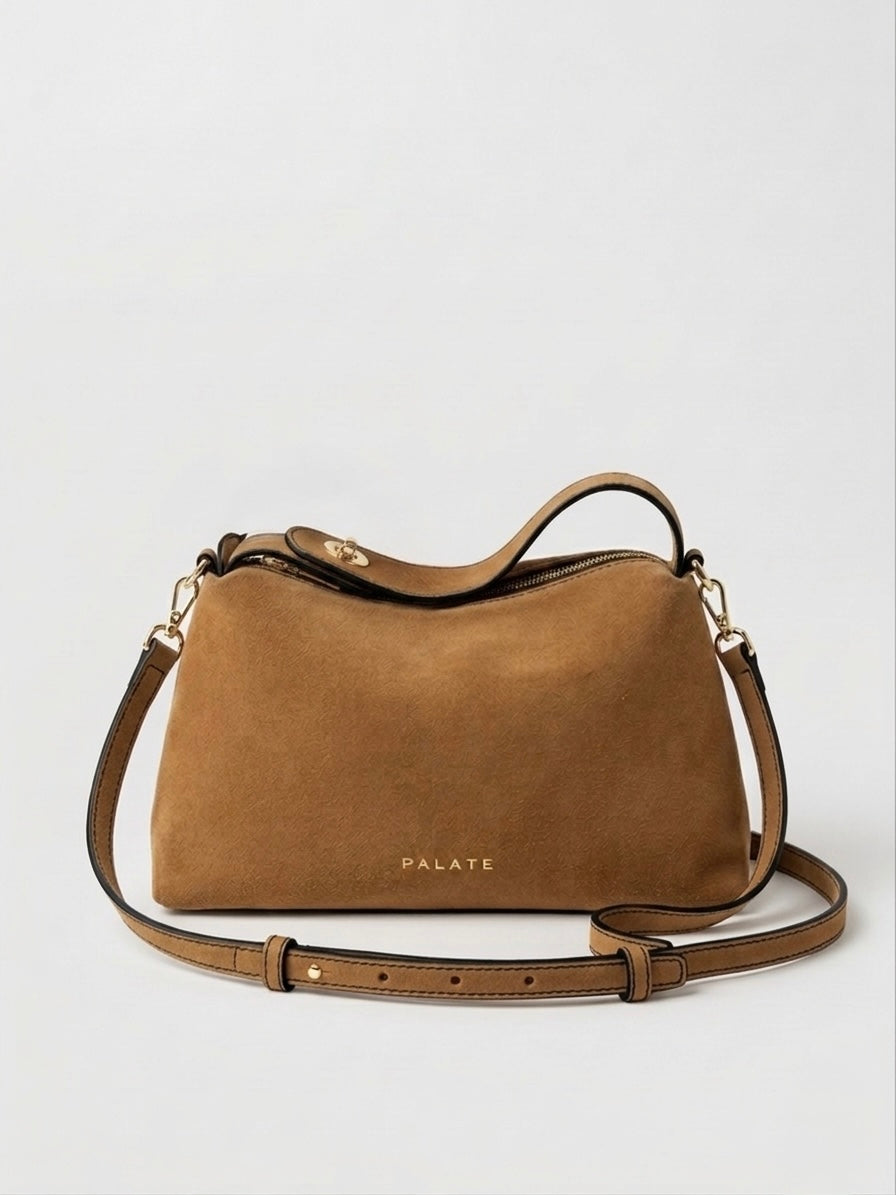 Essence Slouch Carryall bag