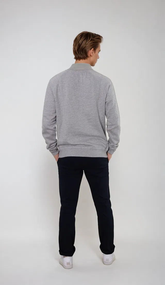 CLASSIC SWEATER- GREY