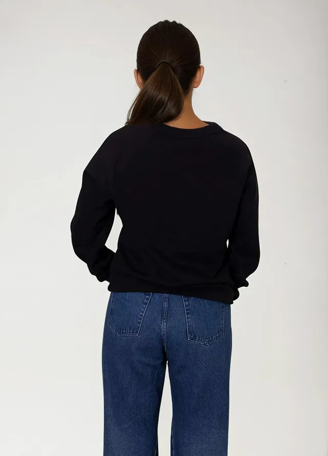 CLASSIC SWEATER-BLACK