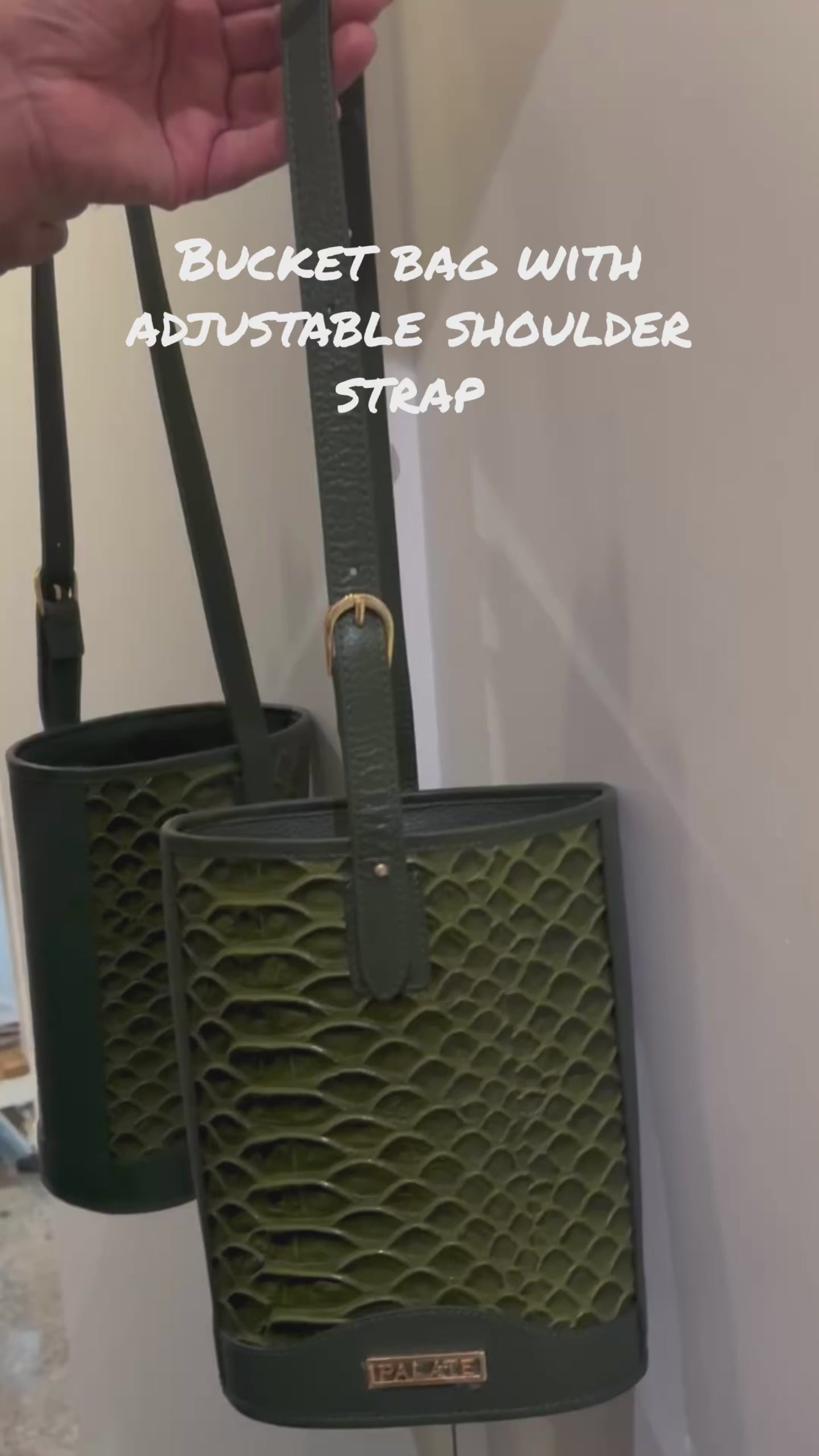 Savor Bucket bag